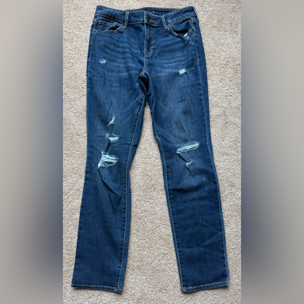Old Navy Blue Distressed Straight-Leg Jeans Slim Juniors Size 6 Women’s jeans